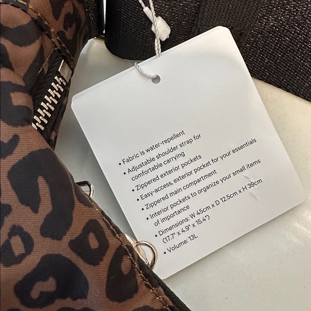 NWT Lululemon Slouchy Sling Bag 13L - Leopard Print Metal Hardware - Picture 6 of 10